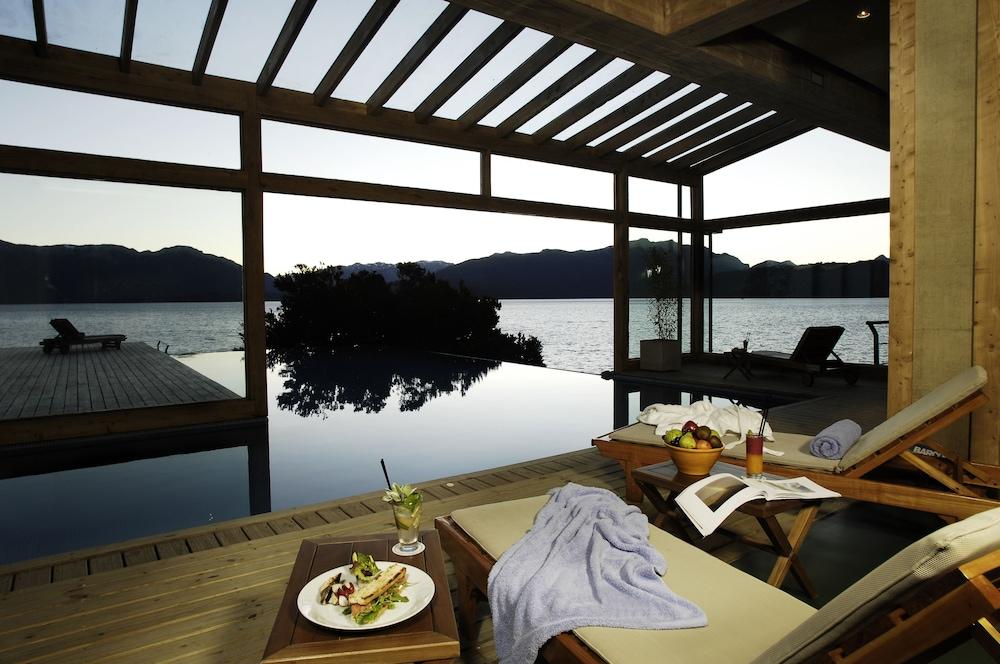 科伦托索湖与河酒店 维拉·拉·安古斯图拉 外观 照片